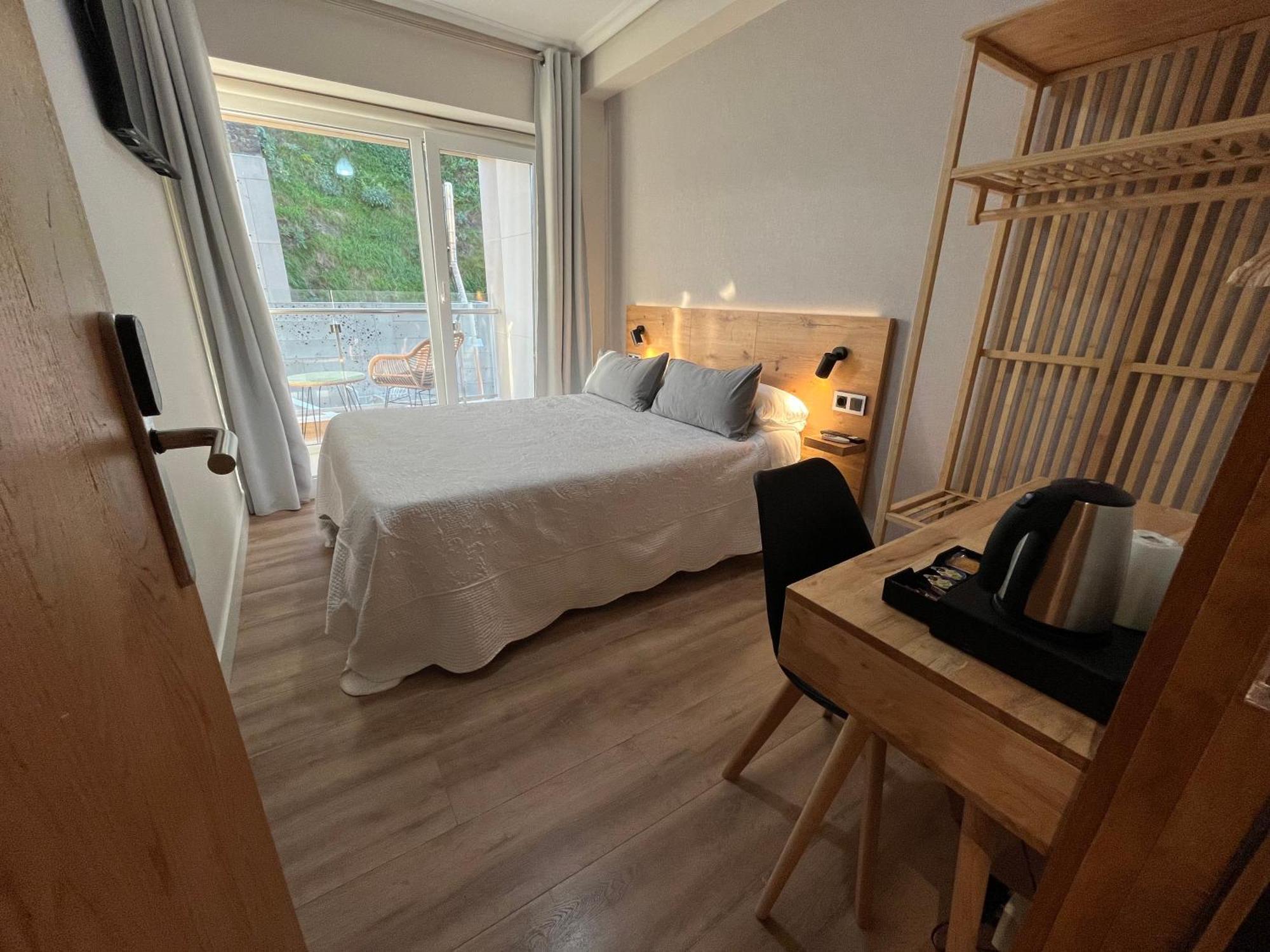 Pension Itxasoa San Sebastián Esterno foto