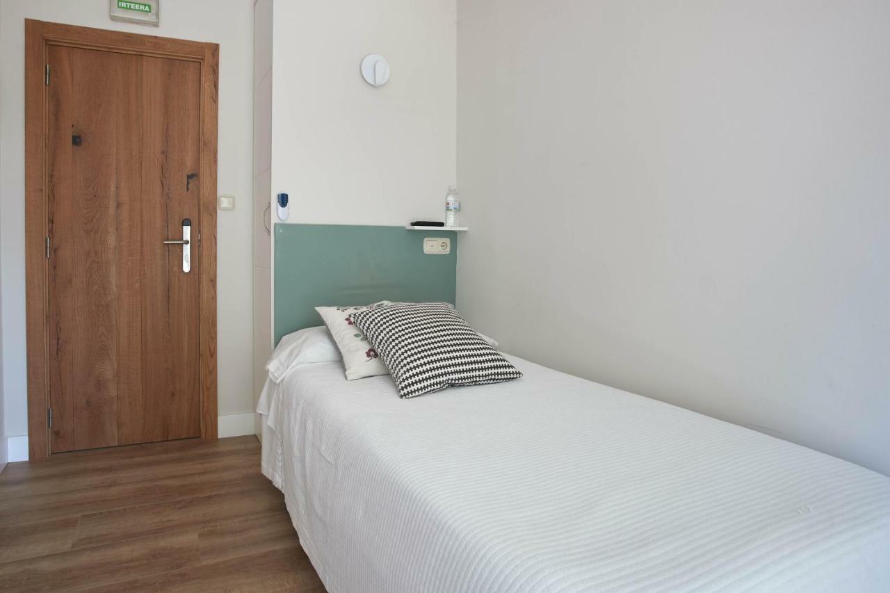 Pension Itxasoa San Sebastián Esterno foto